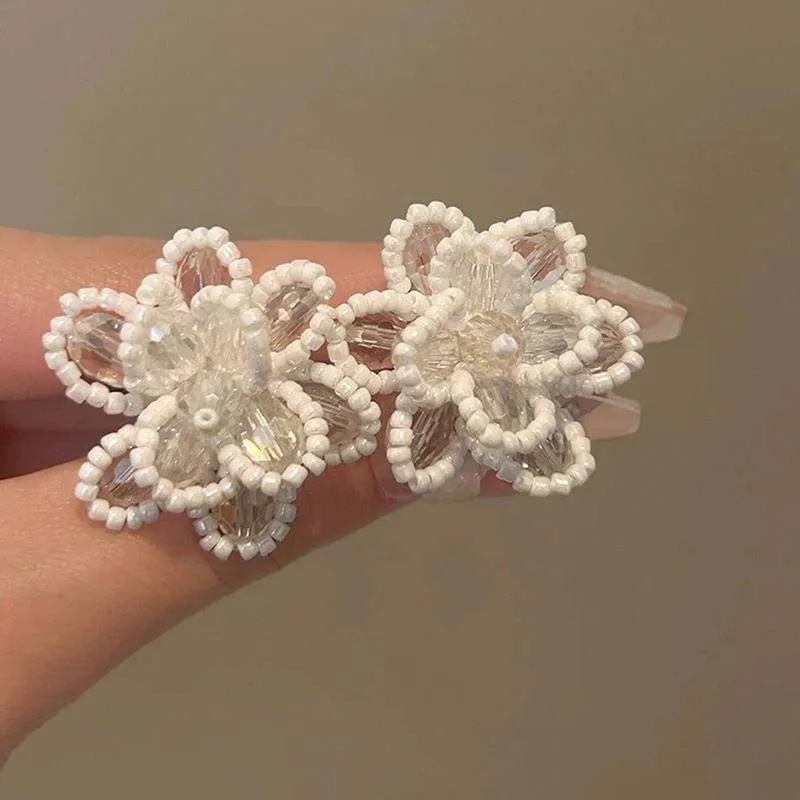 Sweet Crystal Pearl Flower Earrings For Women Elegant Fashion Zircon White Rose Flower Stud Earrings Wedding Party Jewelry Gift