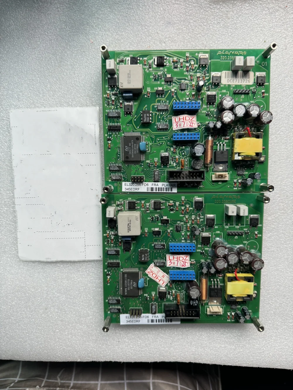 Schermo LCD EL320.256-FD6