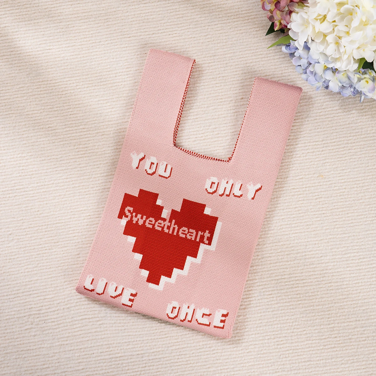 Cute and Heart-Warming Korean-Style Fashionable Knitted Handbag, Open-Top Design, Large Capacity, Can Hold Mobile Phones, Books, Water Bottles, Cosmetics, Suitable for Women's Commuting, Shopping, Photography, Travel, Vacation, and Daily Use, Durable and Foldable Knitted Fabric