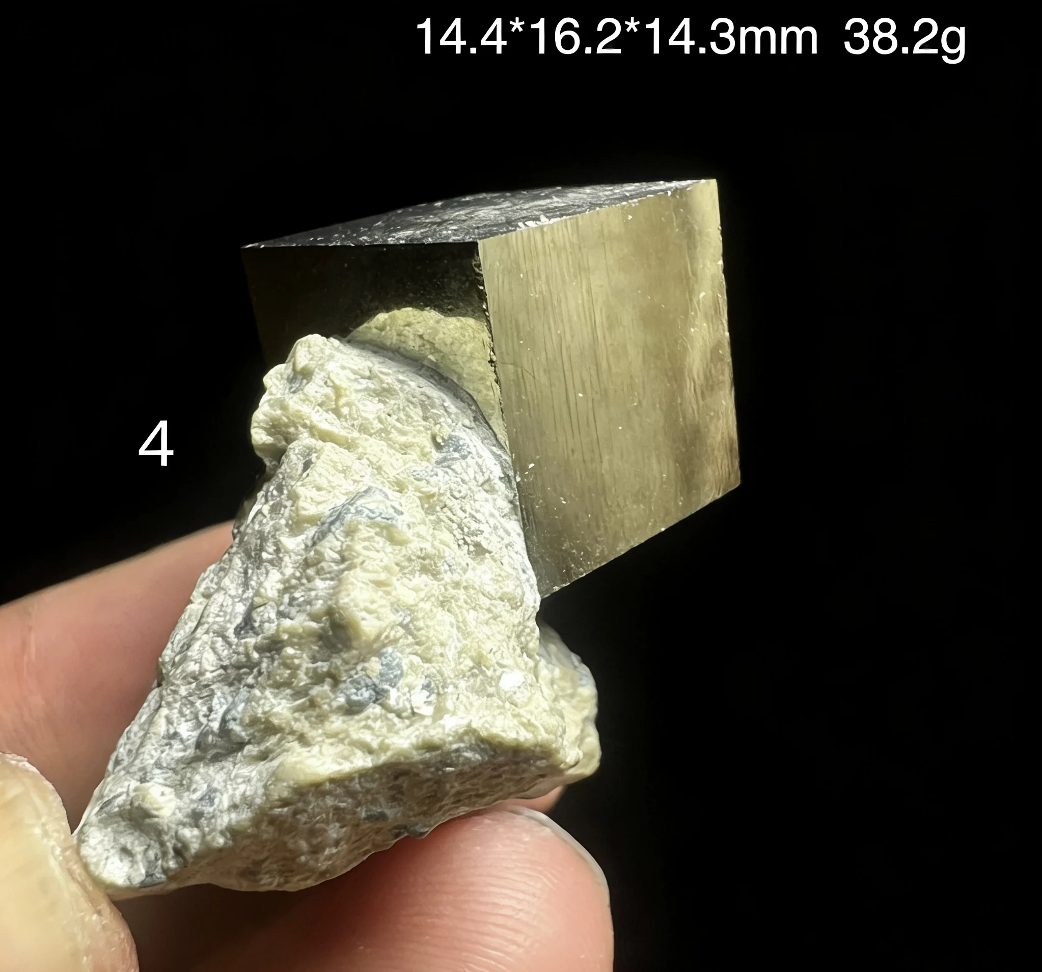 Natural mineral Spanish pyrite associated specimen, raw stone, collection stone, decorative stone, geological science populariza