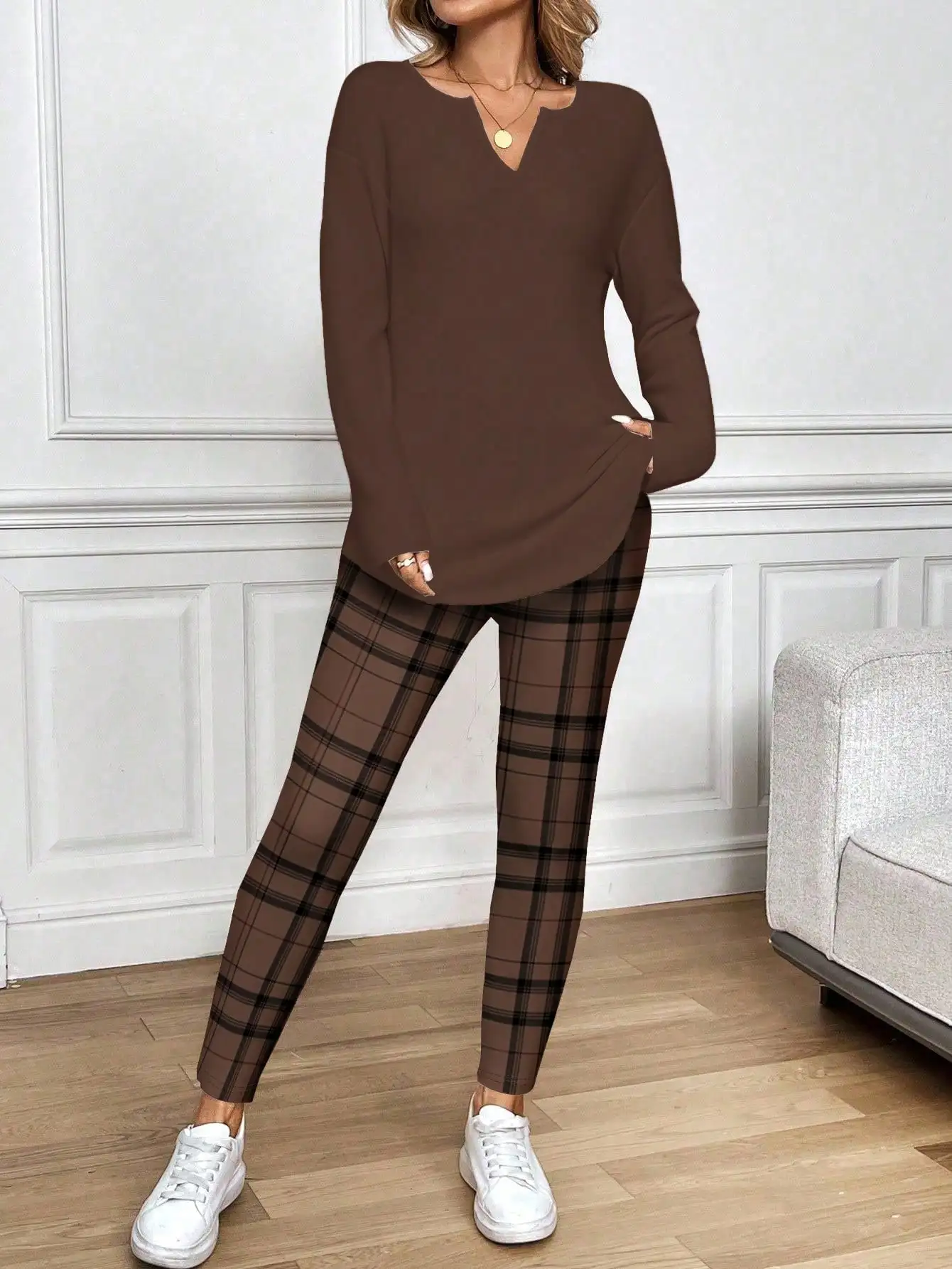 2 قطعة/المجموعة المرأة عارضة مخطط نمط طويل الأكمام تي شيرت وطماق، ملابس منزلية مريحة القهوة البني الأعلى