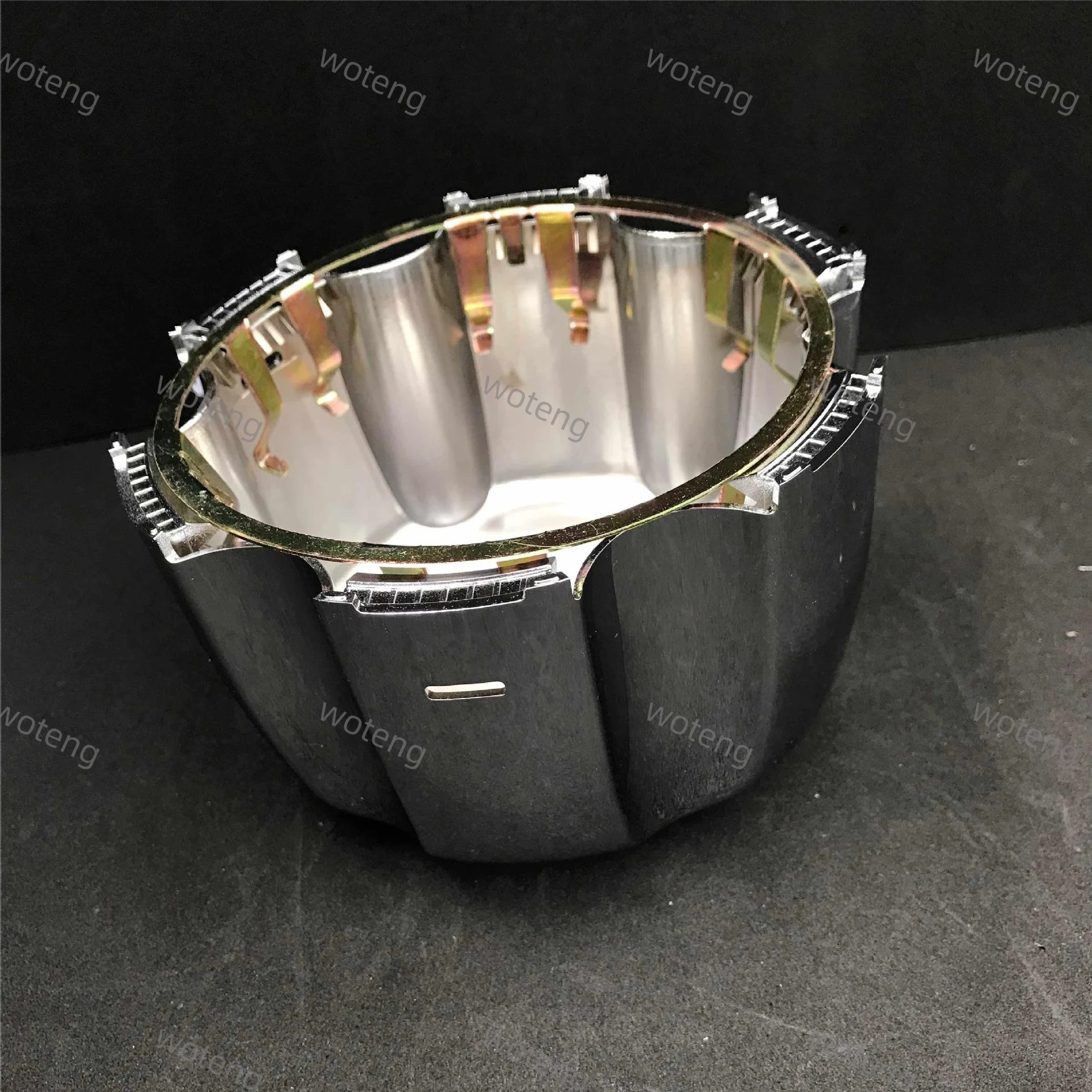 High Quality Chrome Wheel Center Cap With Holder for Mitsubishi Paiero Montero Shogun 2 MK2 1990-2004 MR150558 MR150561 MB816581