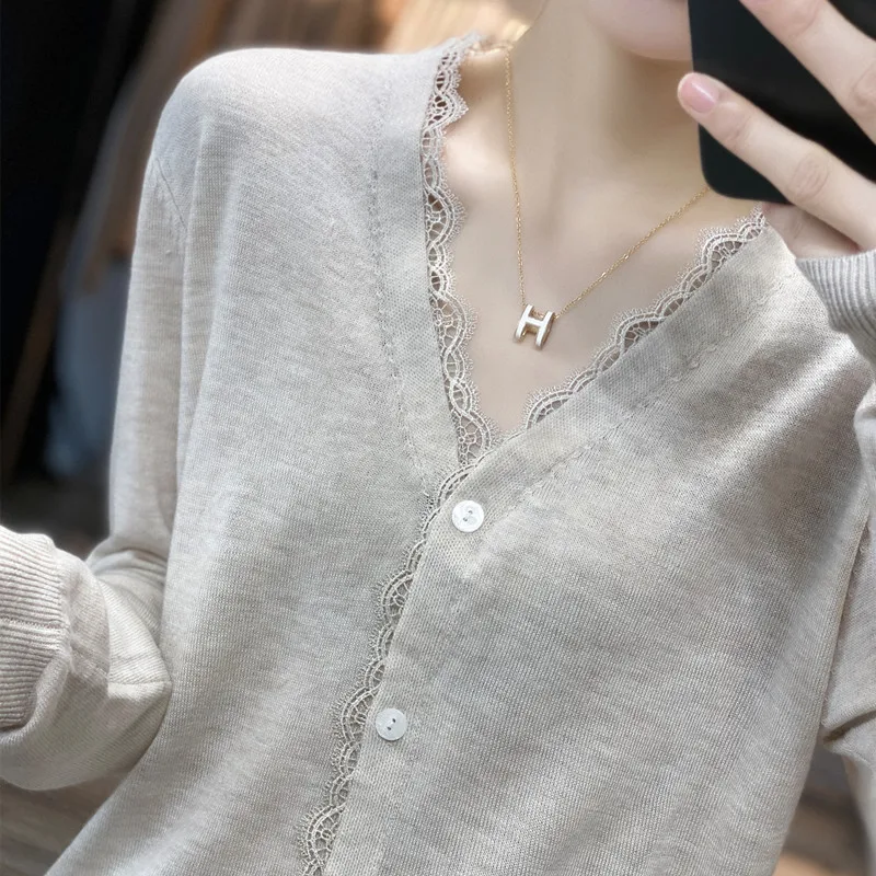 Ladies Spring And Autumn New V-Neck Cashmere cardigan Sweater women Comfortable Fashion Long-Sleeved Knitted Cardigan Top