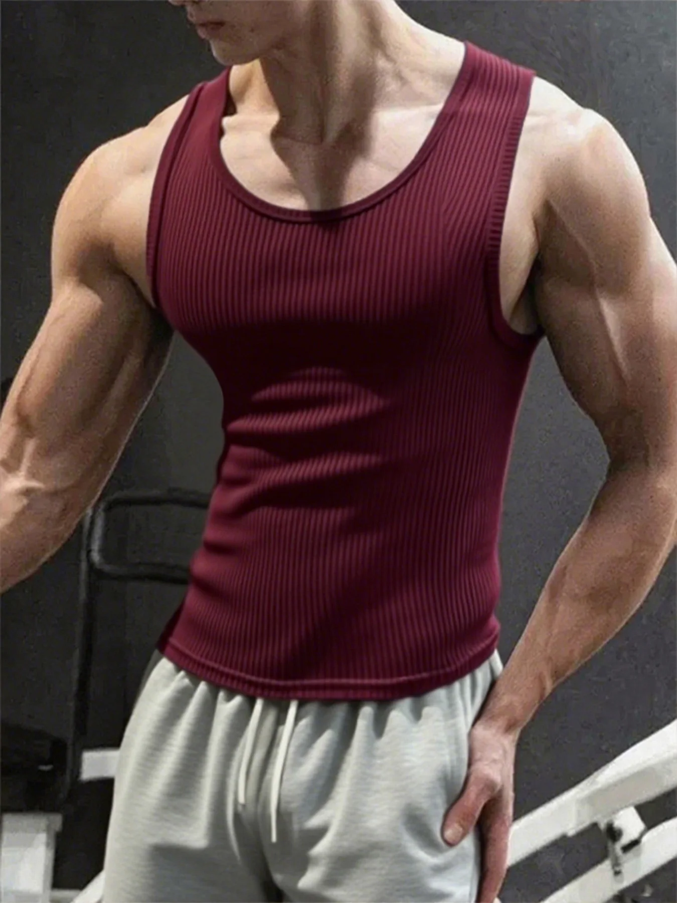 Men's Sports Vest Black 1-Piece Breathable Round Neck Slightly Elastic Fabric Pure Color Suitable for Male Fitness Tank image 4