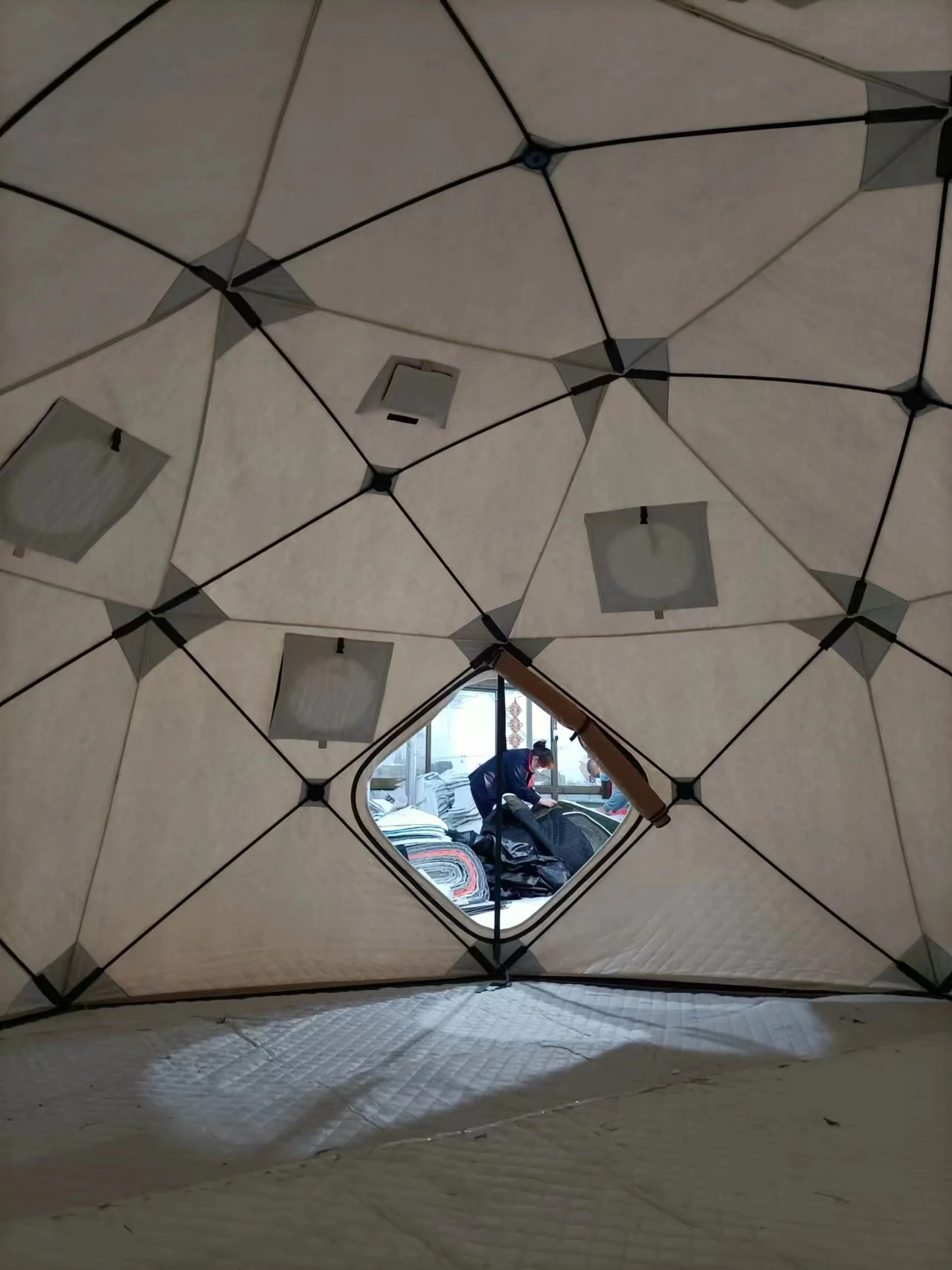 スポット商品2 - 4人用耐寒性高品質鉛業界向け極厚150Dオックスフォード生地釣り用冬用ポップアップテント