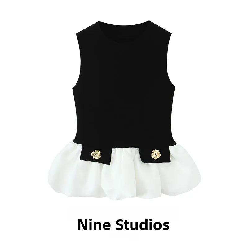 Casual Splice Elastic Sleeveless Vest Button Decor Women's Top Short Length round Neck Polyester Fabric A-Line Narrow Strap Vest