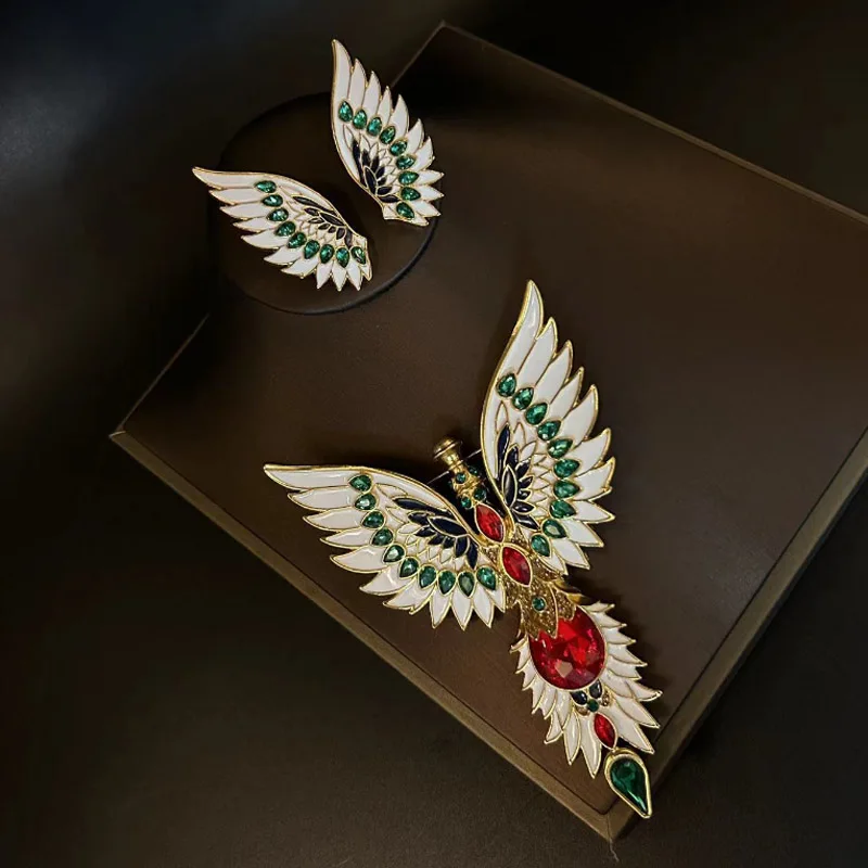 

Bobokiki Jewelry Fashion Eagle Titanium Steel Micro-Inlaid AAA Zircon Luxury Retro Enamel Brooch