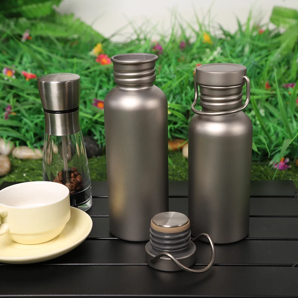 

500/600/750ml Titanium Water Bottle Leak-Proof Sports Water Bottle Lightweight Drinking Bottle Outdoor Camping Supplies Air pods