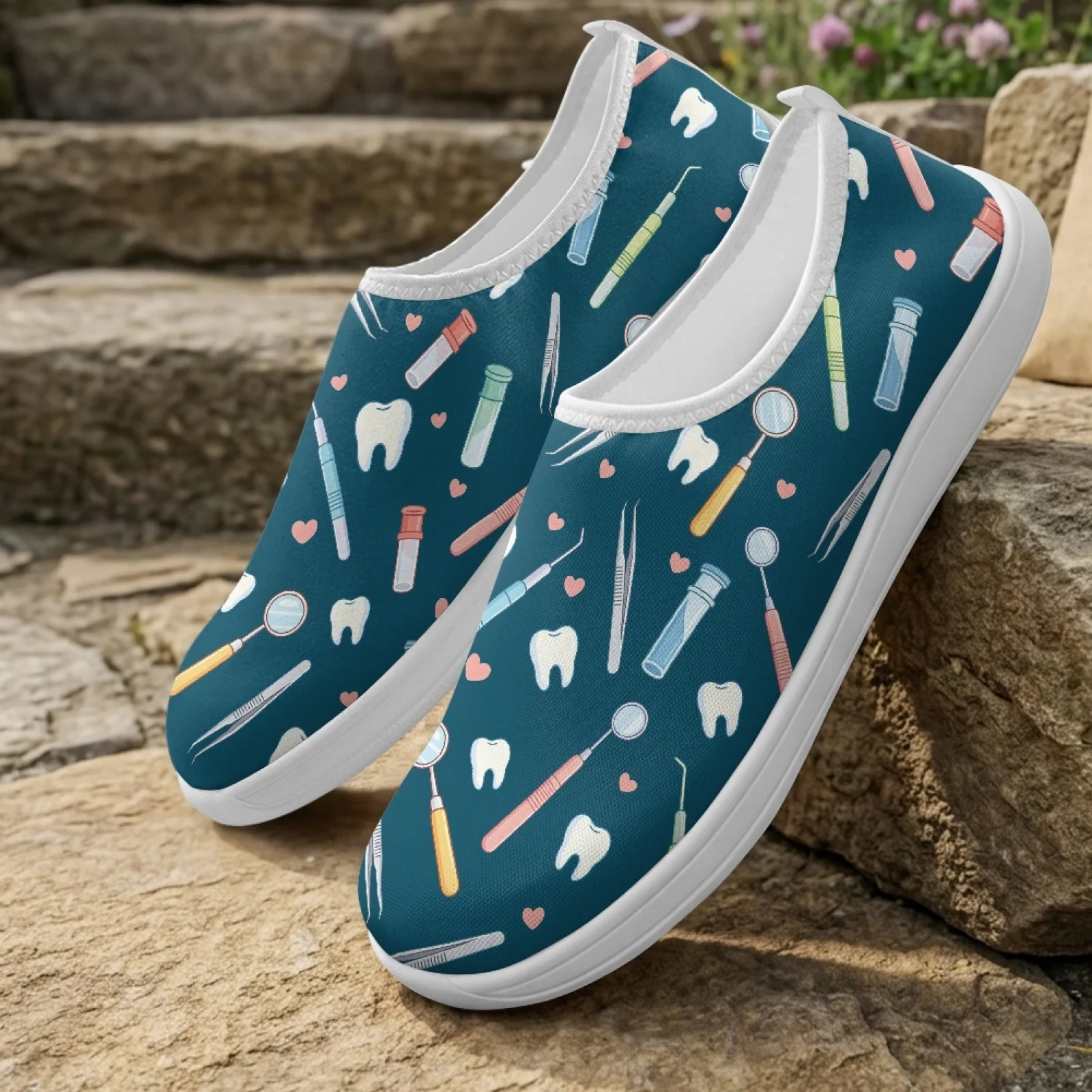 XIXIRIMIDO Slip-on Wide-toed Shoe Nurse Shoes Men's Sneakers and Casual Shoes Zapatillas de Mujer Tenis Feminino Dental Health