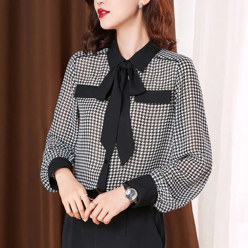 

New Frenulum Bow Tie Houndstooth Office Lady Career Shirt Chiffon Summer Women Oversized Loose L-6XL All-match Fashion Blouse