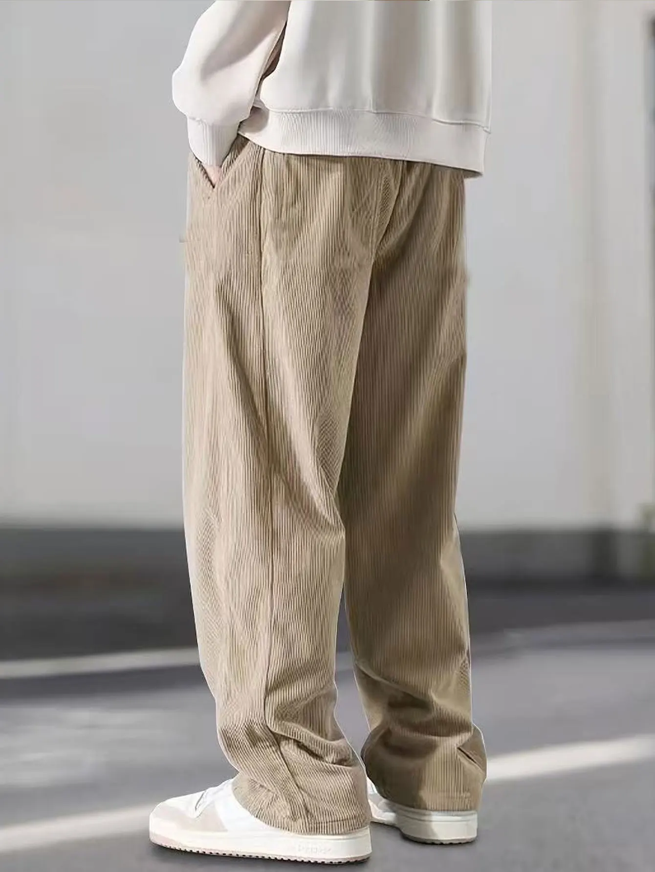 Men's Solid Color Corduroy Pants with Drawstring Waist Regular Fit Casual Fashion Slant Pocket Design Straight Leg Trousers