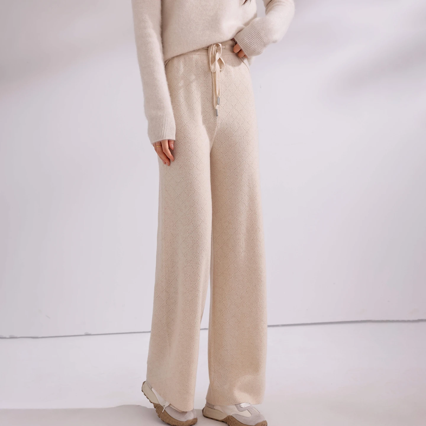100% Merino wool women's wide leg pants with hollow knitting solid color, autumn and winter warm long women's wool pants are hot