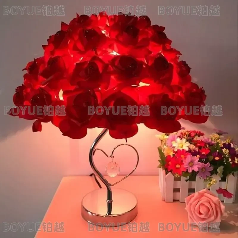 Luxury Crystal Rose Table Lamp Red Heart Flower Light Romantic Wedding Room Decor Gift for Couples Hotel Bedroom Nightstand