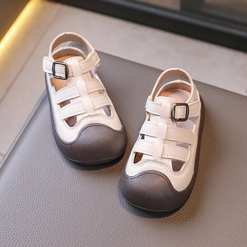 Children's Closed-toe Sandals Summer New Boys Anti-kicking Beach Shoes Hollow Female Baby Walking Shoes Roman Sandals