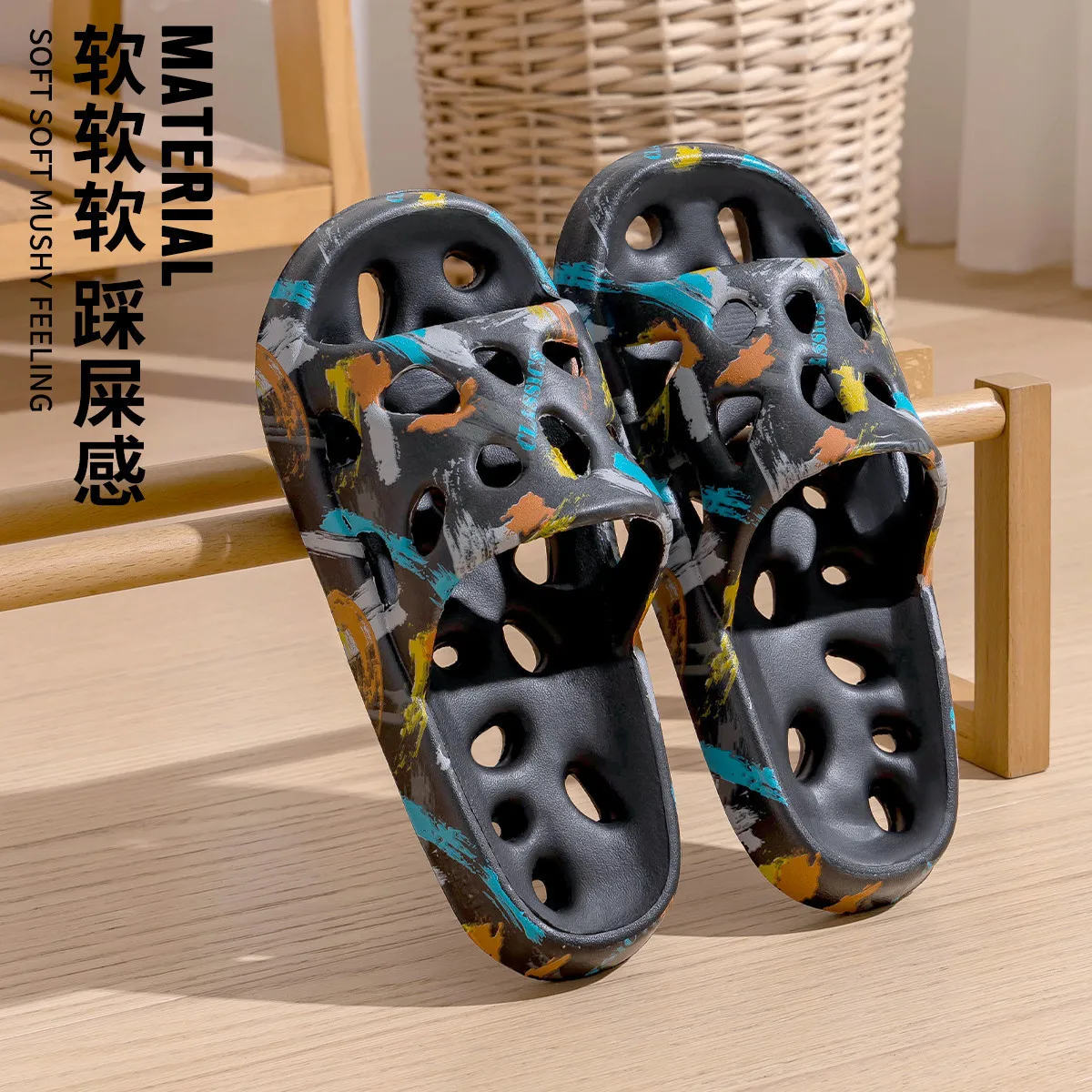 Slippers Men Shoes Bathing Hollow Non-slip Wear-resistant Lightweight Comfortable Home Slippers Women Bathroom Shoes