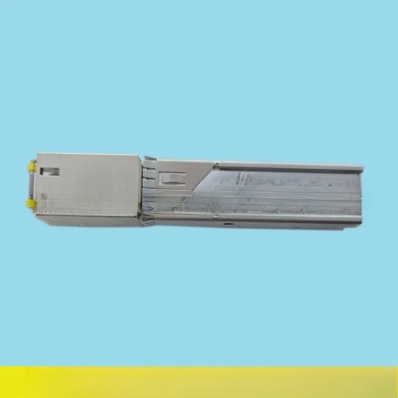 

Parts for Finisar Optical Module FCLF8521P2BTL RJ45 Gigabit Electrical Port SFP Industrial Grade 1.25G 100M
