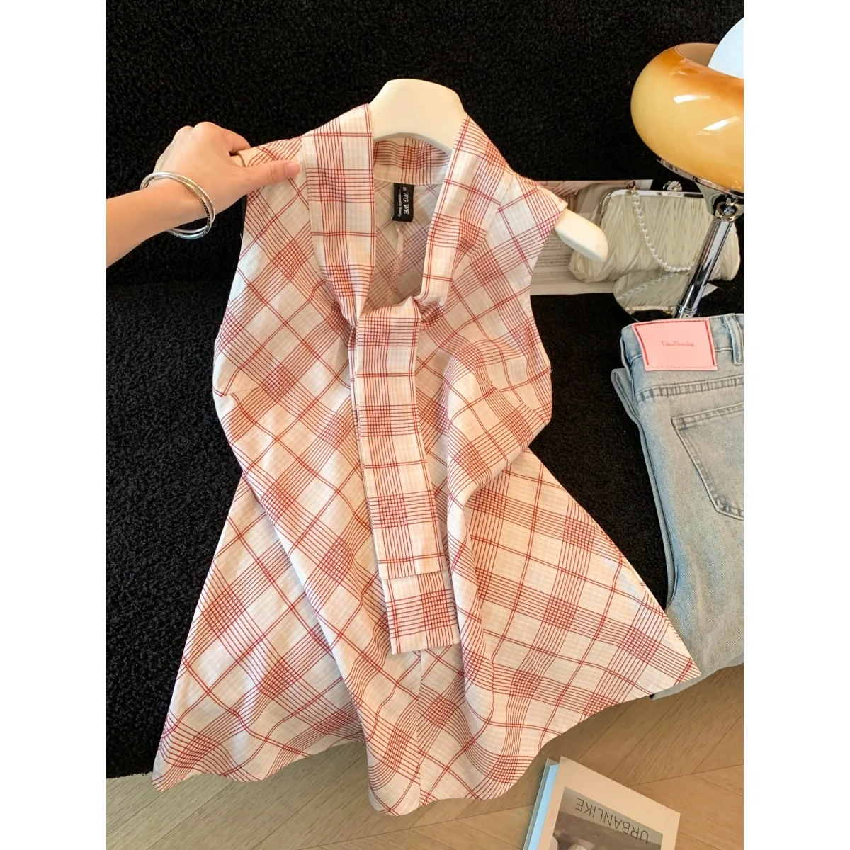 

Sweet Necktie Plaid Sleeveless V-neck Women's Top Korean Style Summer Fashionable Design Knitted Casual Shirt