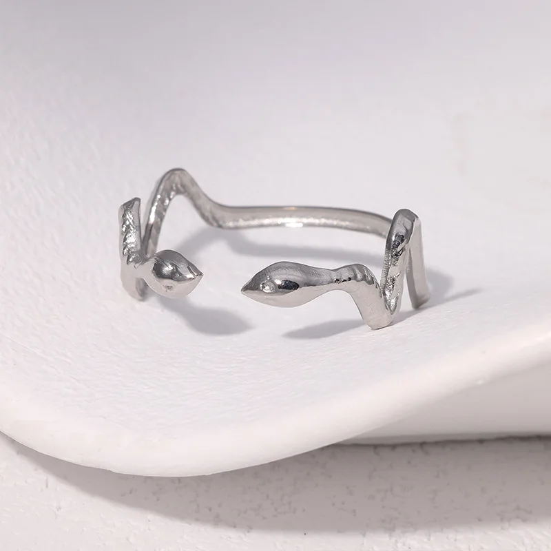 Animal Snake Shape Twisted Female Luxury Ring Stainless Steel Adjustable Open Rings Gothic Aesthetic Jewelry Anillos Mujer