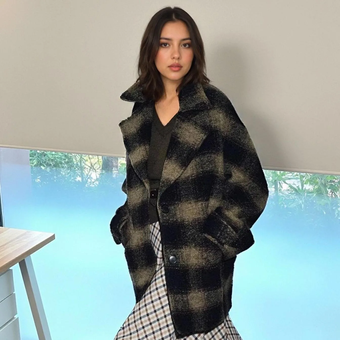 

Women Lapel Checked Woolen Coat Grid Blend Casual Loose Jacket Warm Short Coat Women Outerwears New Coats and Jackets