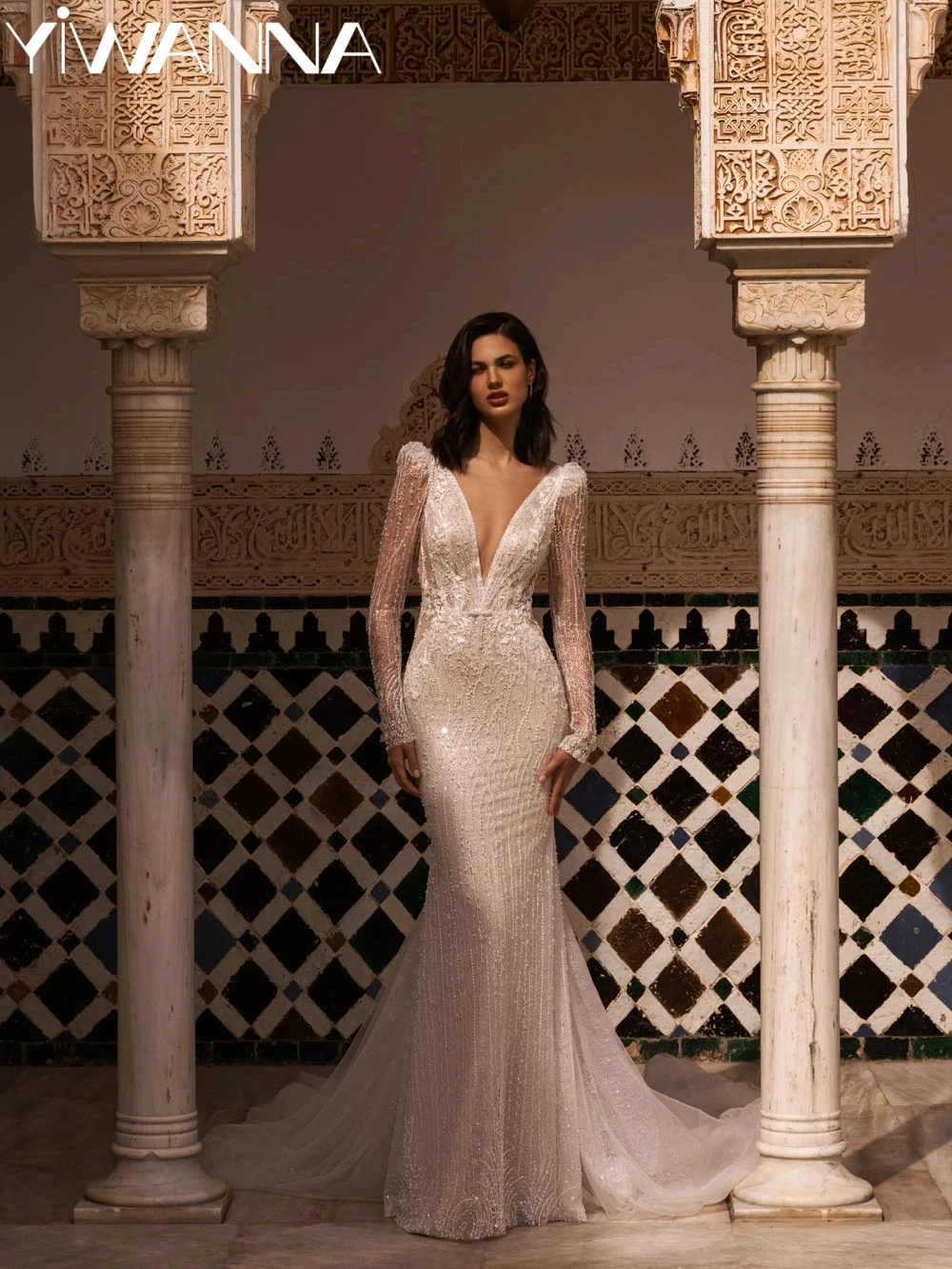 

Exquisite Beaded Appliques Mermaid Long Wedding Dress Sexy Deep V-neck Backless Bridal Gown Customized Sparkly Dresses For Bride