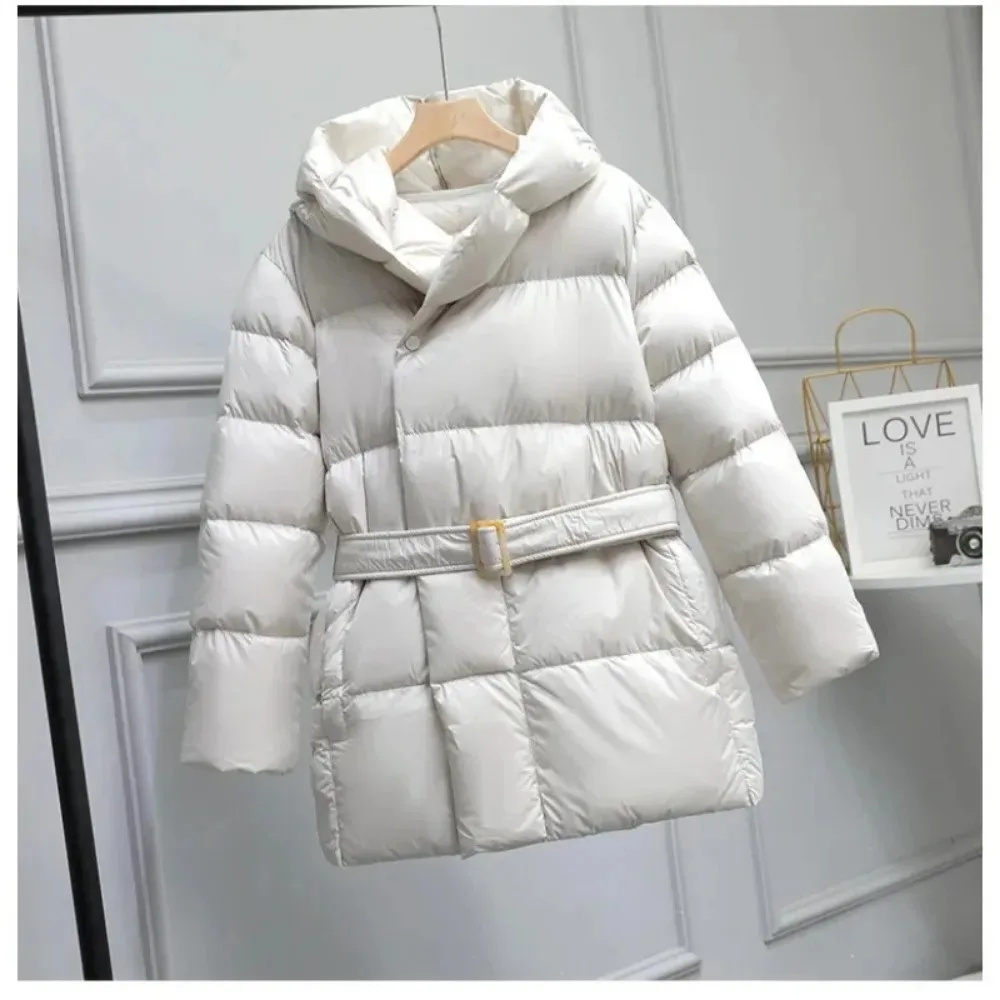 2024 Winter Women\'s Down Jackets Ultra Light Warm Casual Coat Female Puffer Jacket With a Belt Plus Size Hooded Parka Overcoat