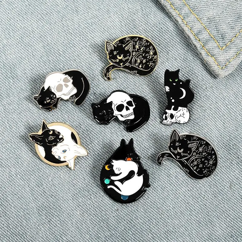 Mystical Witch Cat Enamel Pin Moon and Stars Cat Badge Brooch Lapel Pins Denim Jeans Shirt Bag Punk Jewelry Gift for friends