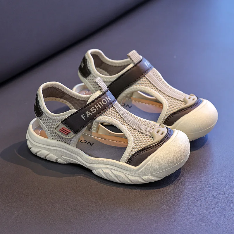 

Lightweight Chunky Sneakers Girls' Sports Sandals 2026 Summer Mesh Hollow Breathable Children's Fashion Comfortable Casual Shoes