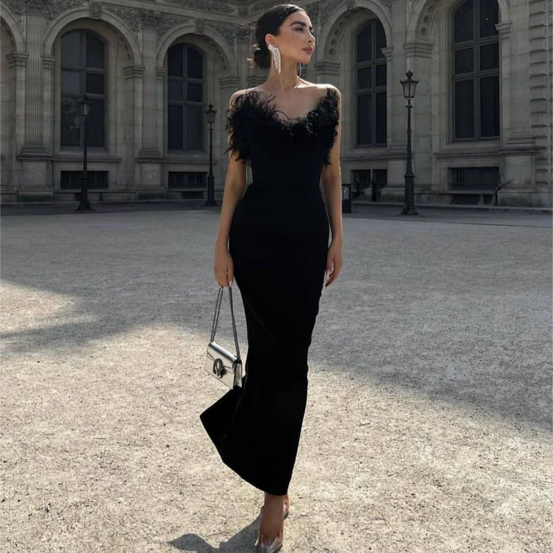 

Новое поступление, великолепное сексуальное черное бандажное платье без бретелек со страусиными перьями, элегантное вечернее коктейльное платье для торжественных случаев