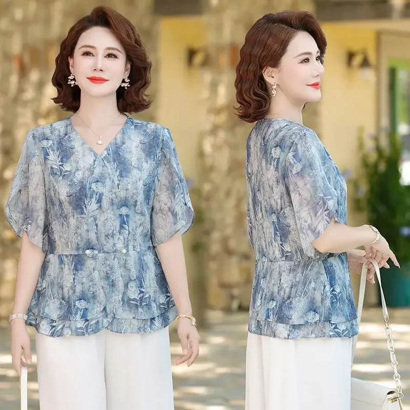 

Short Sleeved Tops for Middle Aged and Elderly People Thin Style T-shirts Summer Chiffon