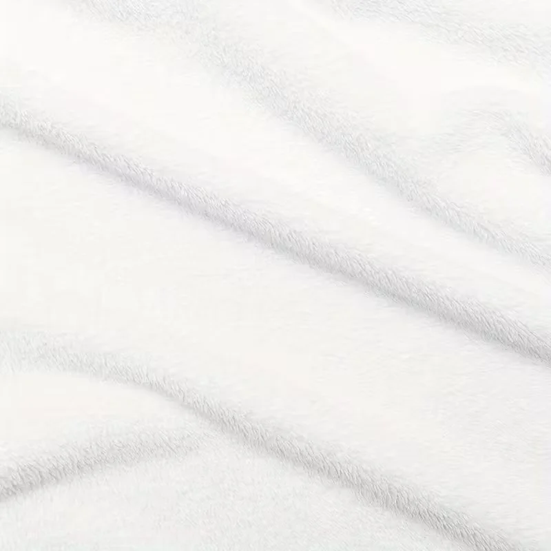 بطانية رمي من الفلانيل مطبوعة بأحرف نعمة أيرلندية ناعمة ومريحة - متعددة الاستخدامات للسفر والأريكة والسرير وديكور المكتب #3