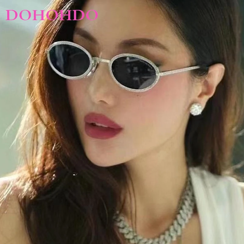 Trendy Oval Metal Frame Sunglasses Luxury Brand Design Metal Frame Sun Glasses Outdoor Travel Shades Unisex UV400 Lentes De Sol