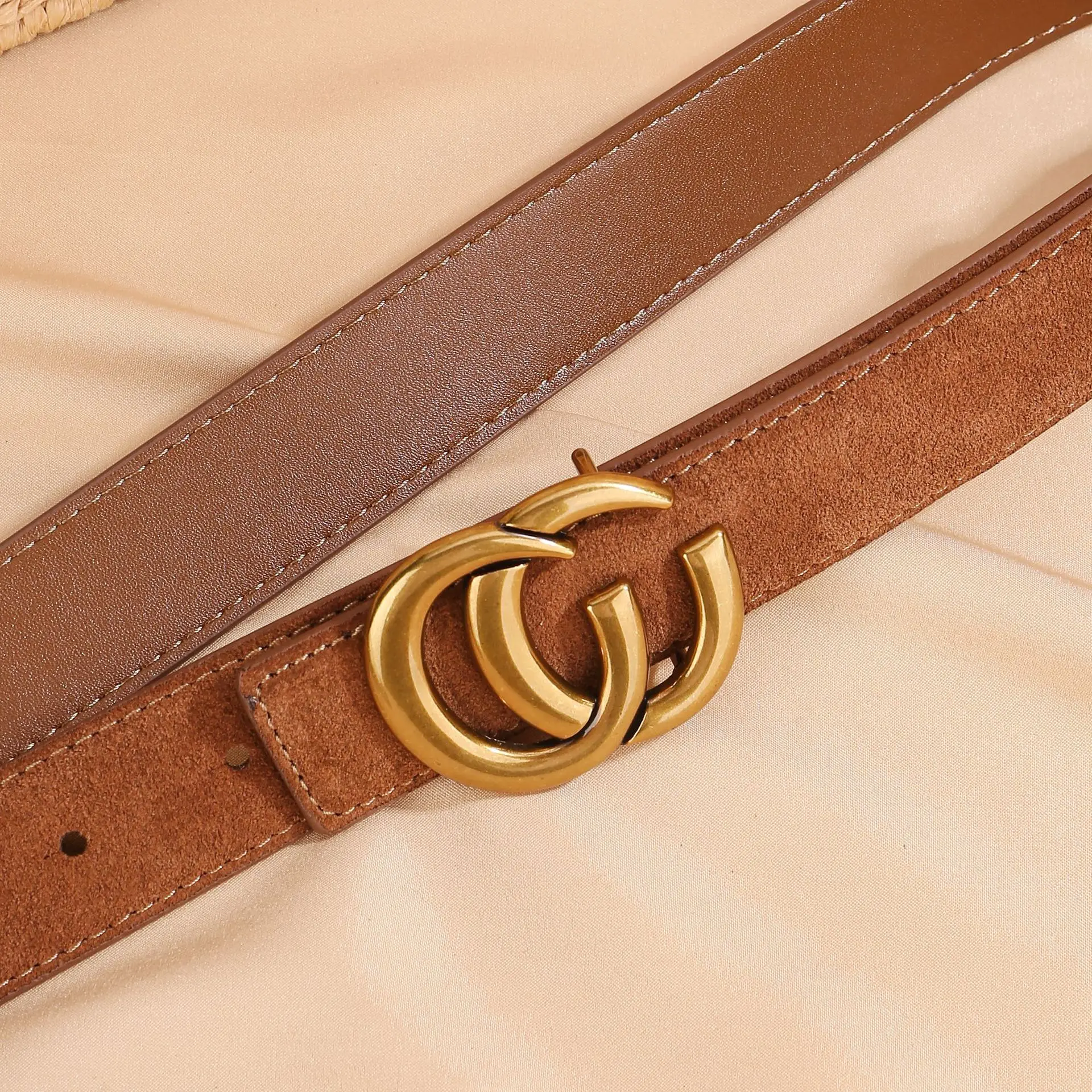 Luxury Women's Double C Leather Versatile 2024 New Collection Waist Belt Decorative Suit Jeans Suede Belt