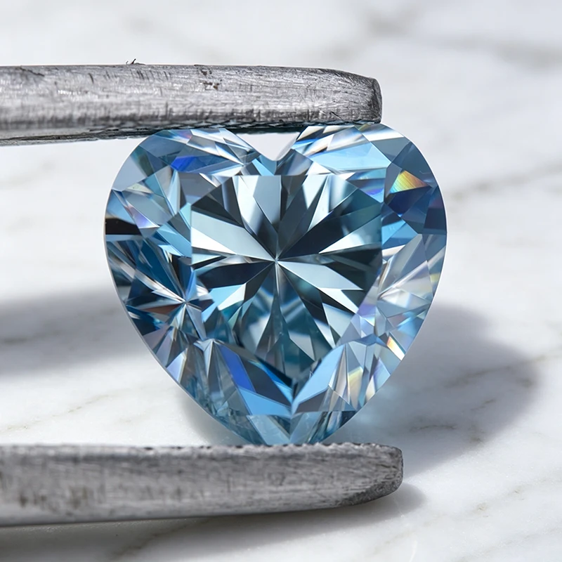 Moissanit-Stein in Aquamarin-Farbe, Herzschliff, Laborgezüchteter Edelstein für Charms und Schmuckherstellung, Besteht Diamanttester mit Zertifikat – Detail 5