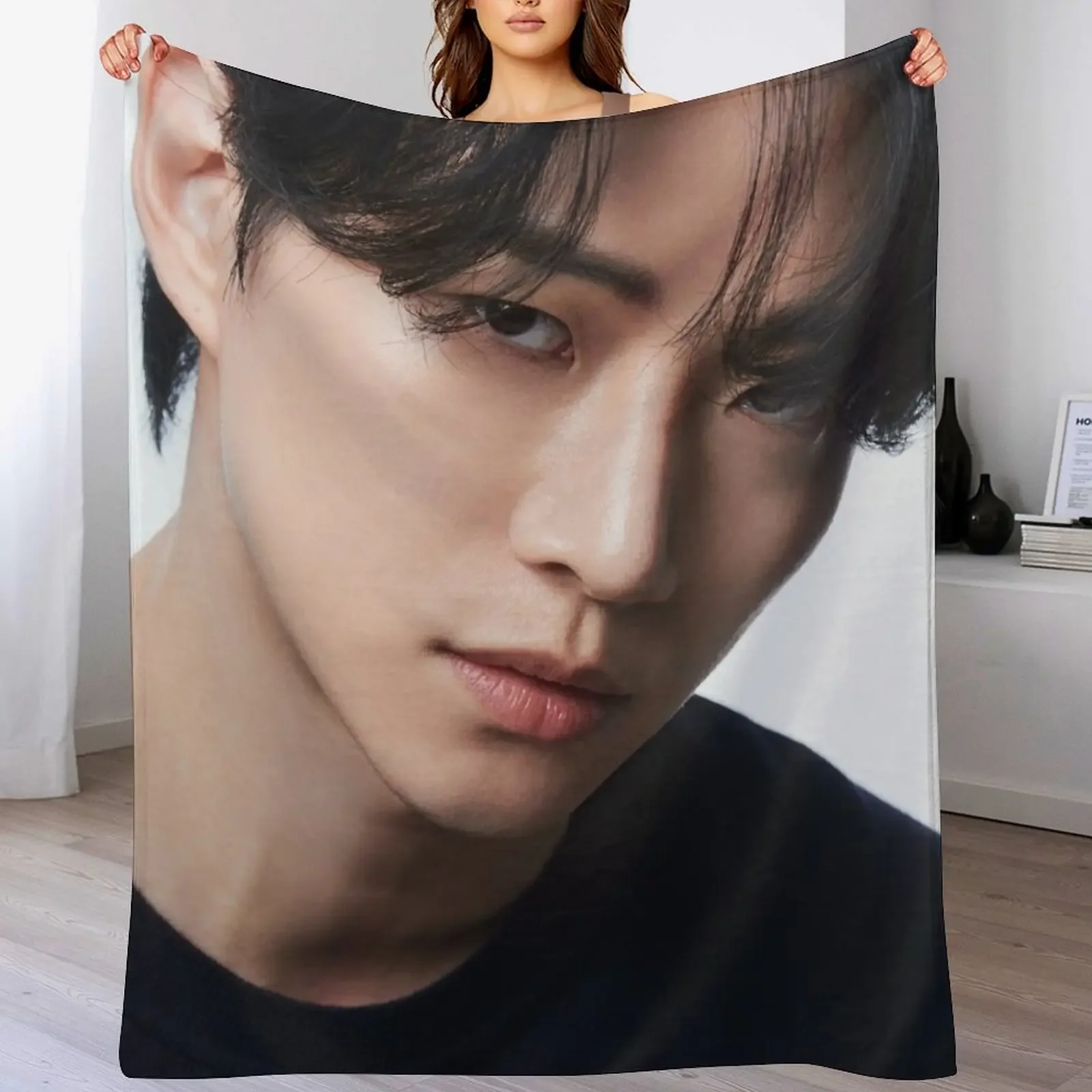 

LEE JUNHO Throw Blanket Sofa Throw Summer Luxury Designer Beautifuls Blankets