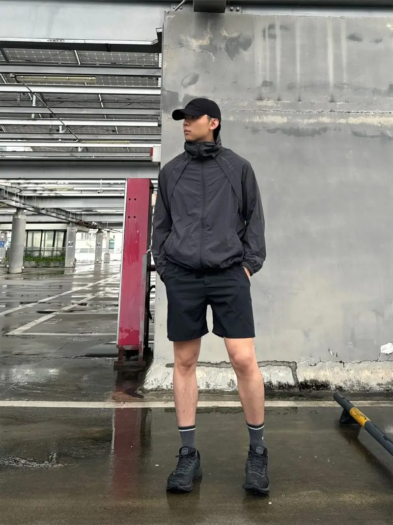Herren Sommer-Kühljacke mit Sonnenschutz UPF50+, Schnelltrocknend, Atmungsaktiv, mit Kapuze, Windbreaker für Outdoor-Aktivitäten, Wandern, Camping, Radfahren – Detail 11