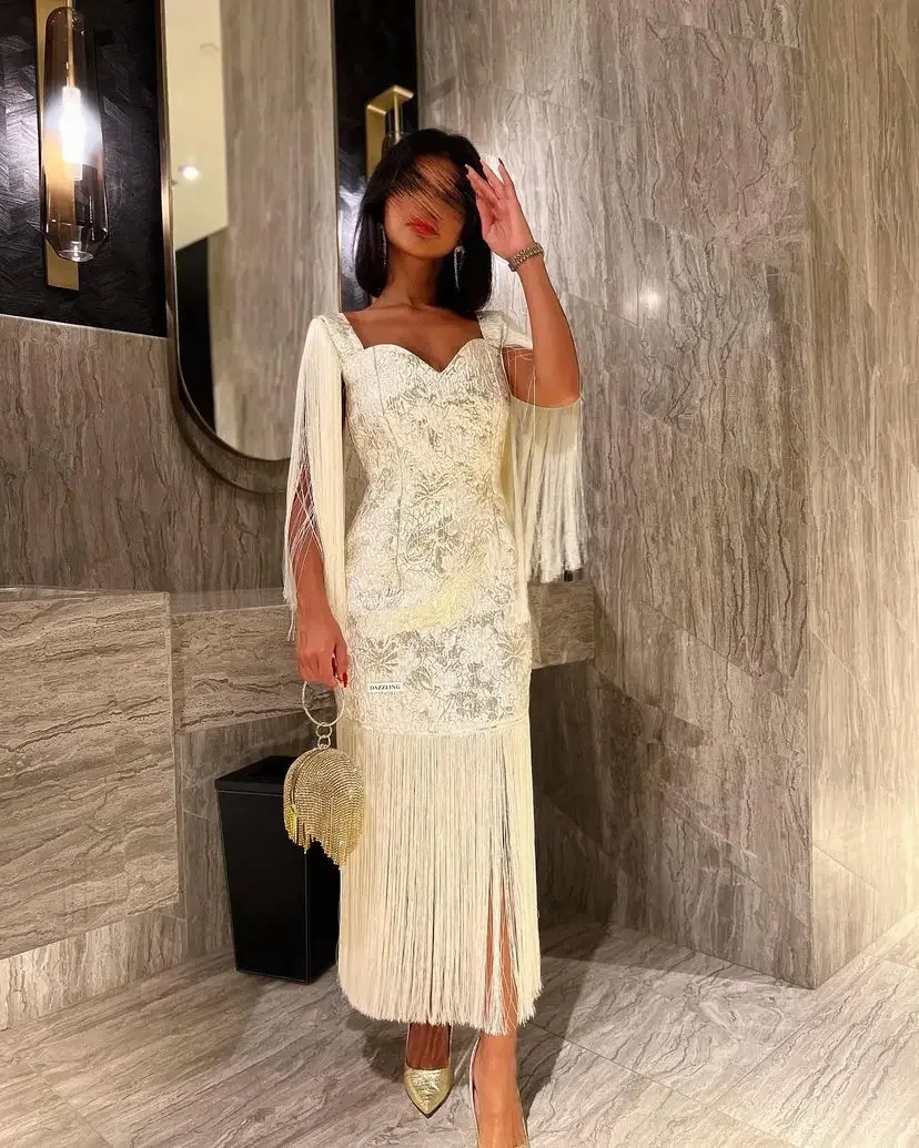 Saudi-Arabien Elegante Ballkleider, maßgeschneiderte Meerjungfrauen-Abendkleider aus Spitze, ärmellose, mit Perlen besetzte, knöchellange Partykleider mit Quasten
