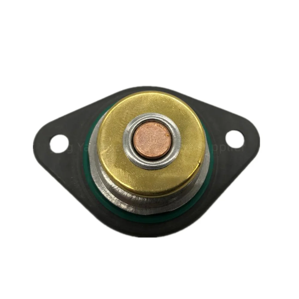 For 1830256C93 Excavator Parts 1300 DT466 DT530 Engine Thermostat