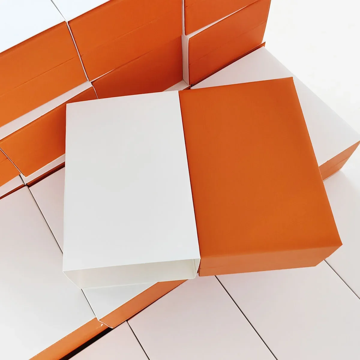 時計ジュエリー収納ギフトボックス PU レザー時計ボックスフリップアップ時計ディスプレイボックスブレスレットブレスレットブレスレット包装