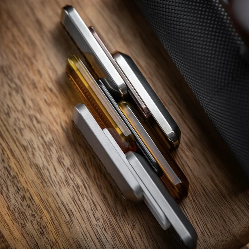 01EDC POL ฟิดเจ็ตสไลเดอร์สปินเนอร์ ของเล่น EDC ลดความเครียด ทองเหลือง แฮนด์สปินเนอร์ บรรเทาความวิตกกังวล ของเล่นเสริมสมาธิ ของขวัญ