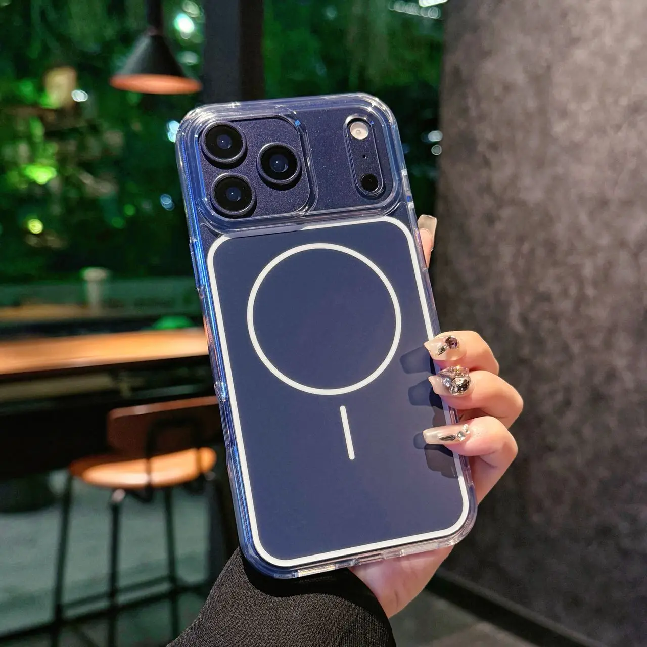 Suitable for iPhone17 Pro Max/14 Pro iPhone13 Pro Max/13 Pro Blue Phone Case Magnetic iPhone16 Pro 15promax iPhone17 Pro