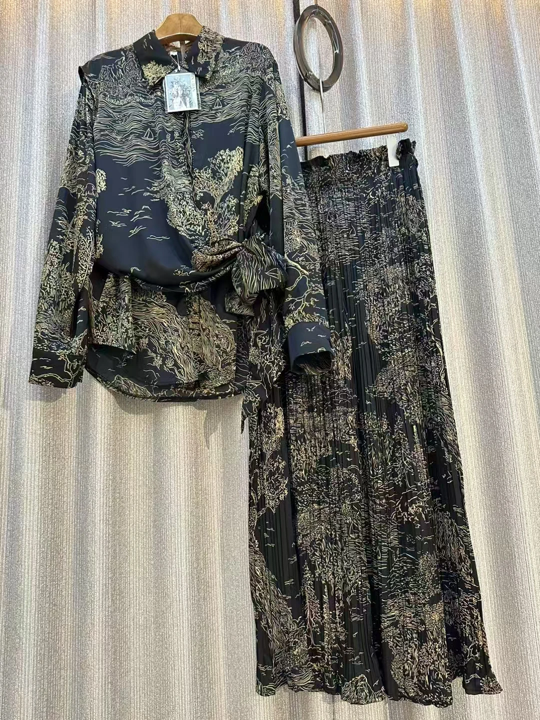 

New Summer Retro Luxury Popular Fashion For Women Long Sleeves Print Shirt Two-piece Set Casual Elegant Wide Leg Pants Suits