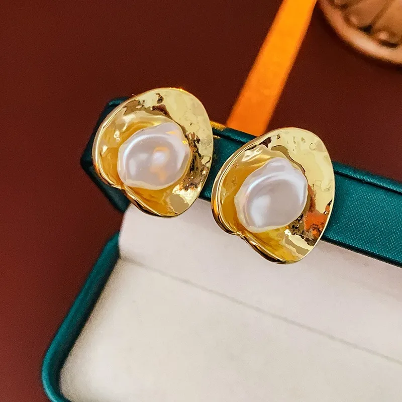 2024 New Vintage Earring Imitated Pearl Jewelry Trendy Irregular Earrings for Women Korean Fashion Jewelry Weeding  Earring