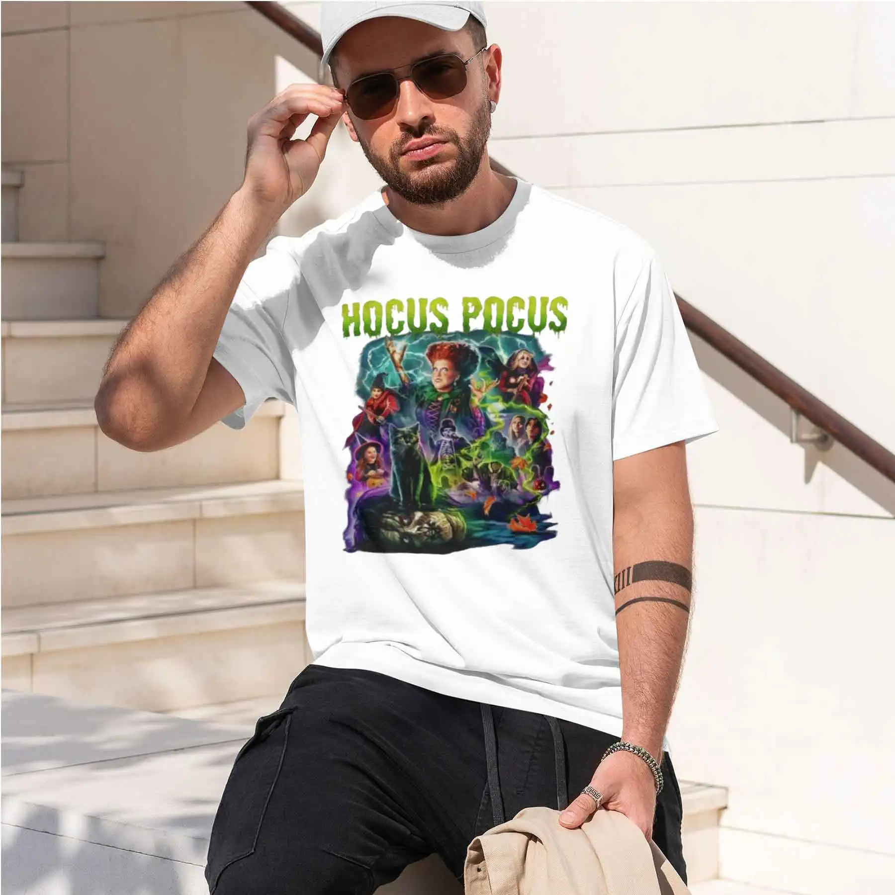 new printed T-shirt printed with  Men's Hocus Pocus Themed Print T-shirt Vintage Horror Movie Style Casual Crewneck Top