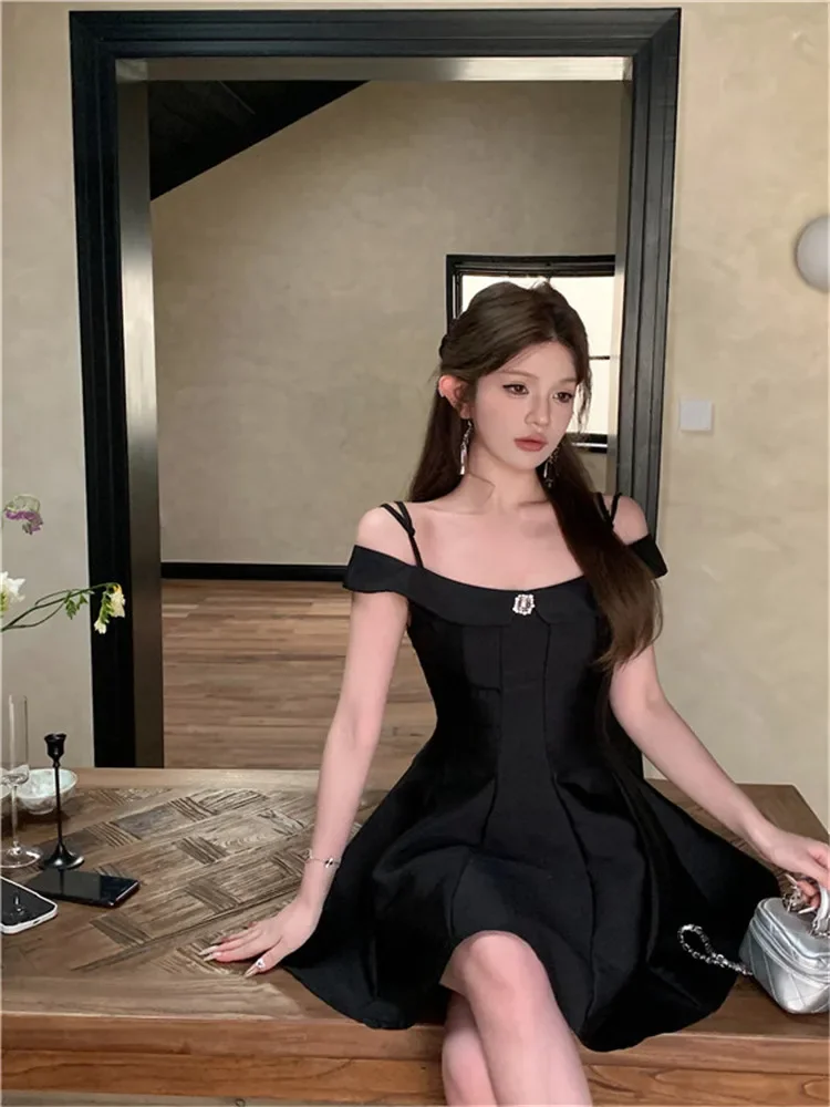 Summer Retro Sexy Little Black Mini Dress Fashion Beads Off Shoulder Slash Neck A Line Dress Small Girl Vintage Slim Party Dress