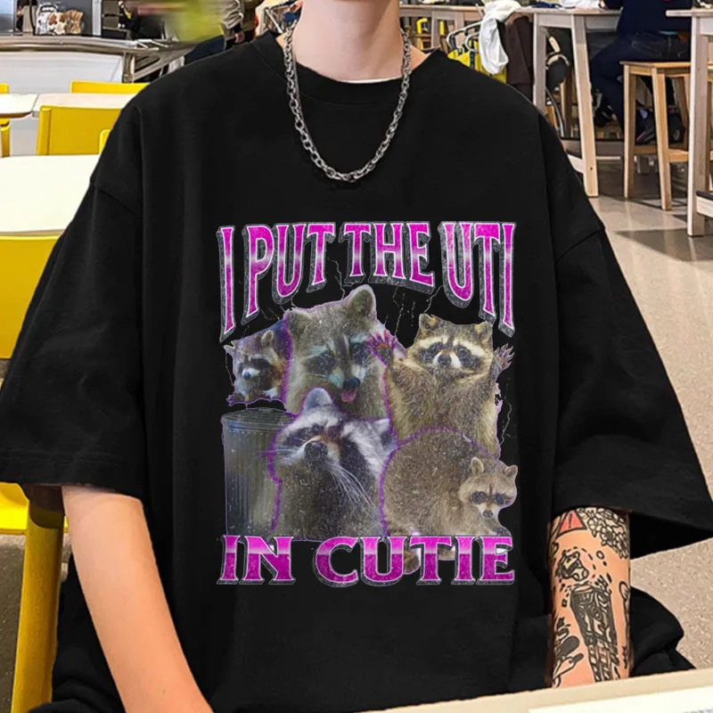 I Put The UTl in Cutie Funny Offensive Raccoon T-shirt Men Retro harajuku Graphic T Shirt Casual 100% Cotton comfort Tees Male