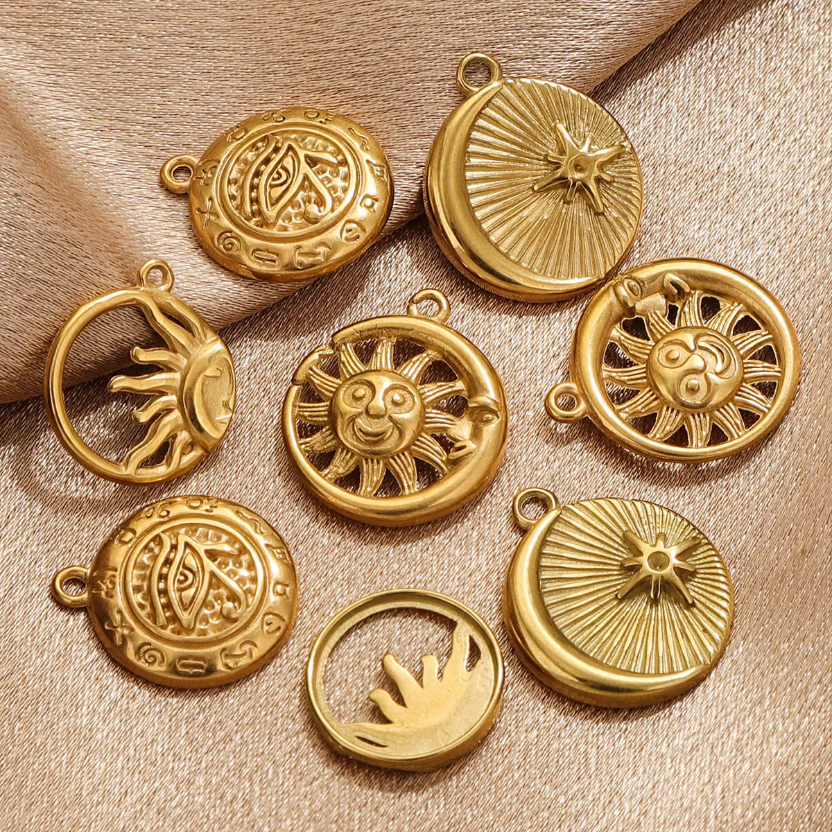 

5pcs Stainless Steel Moon Sun Pendant Fashion Charm DIY Jewelry Accessories Wholesale Manufacturer Direct Sales