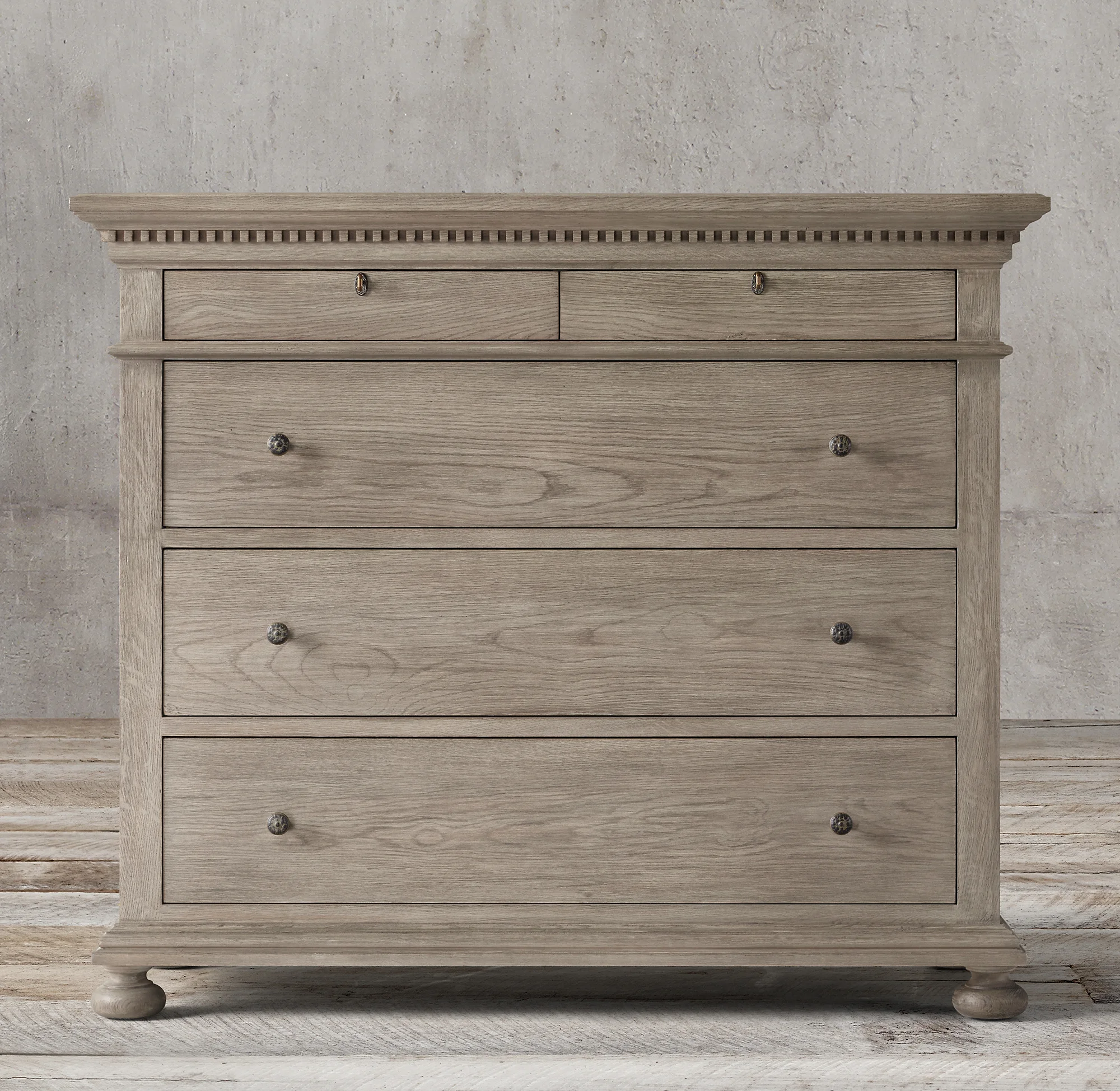 

RH/American country/solid wood/chest of drawers French old oak gray drawers seven chest of drawers Bedroom storage cabine