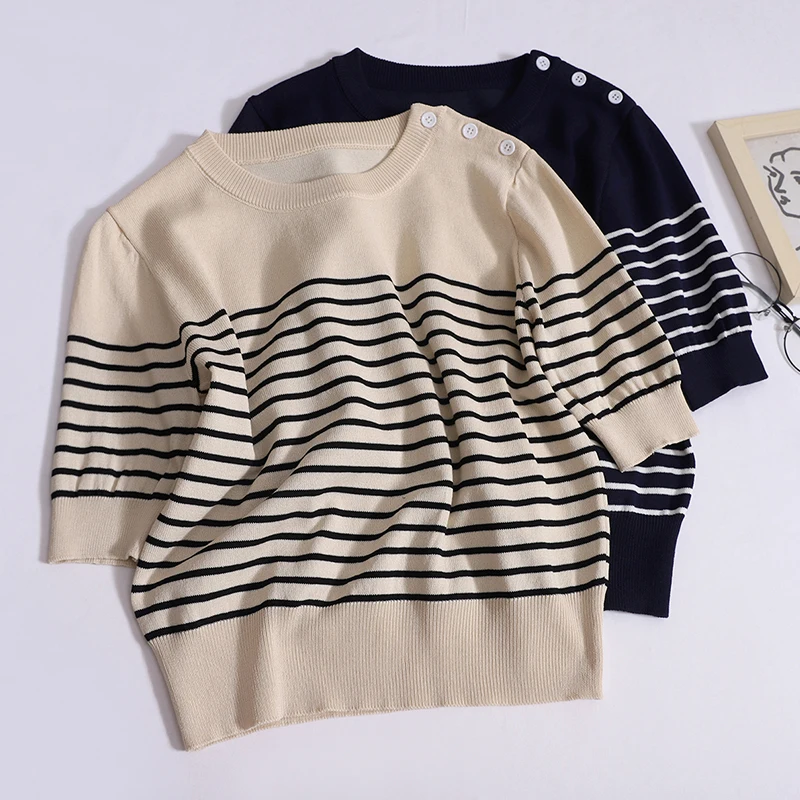 Striped Short-sleeved knitted T-shirt Women's Summer New Loose Simple and Elegant Tops