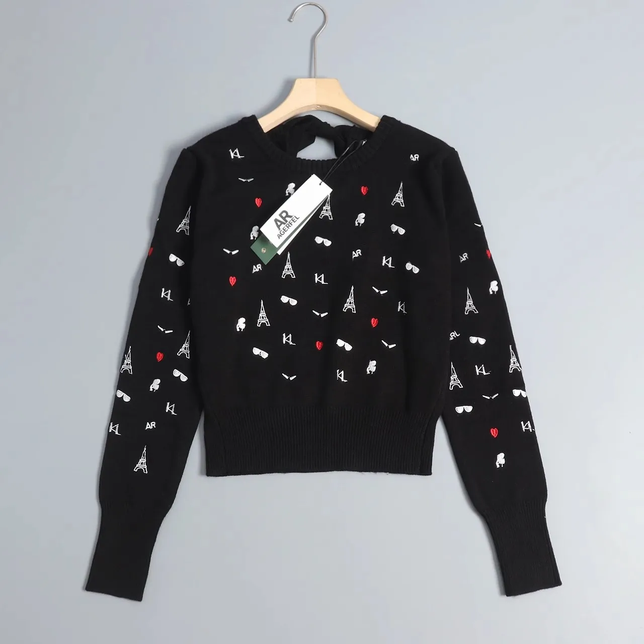 Fall 2024 Ladies Embroidered Knitwear with Belt at Ne Design Long Sve round Ne Pullover Regular Fit Commute Sle