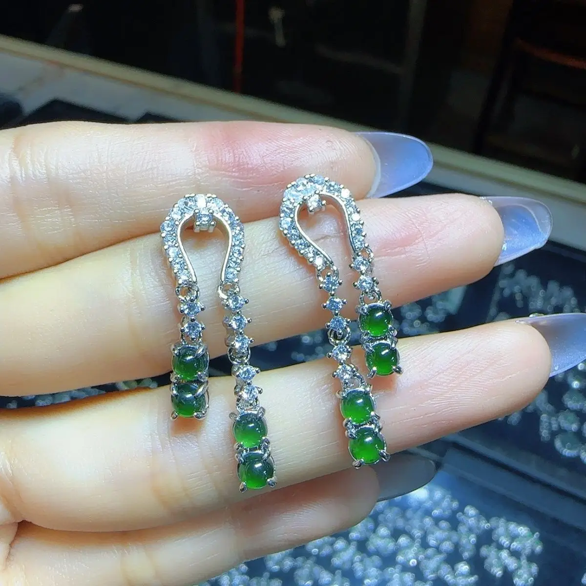 

Natural A jadeite ice yang green stud earrings (choose one of the best in diversity)